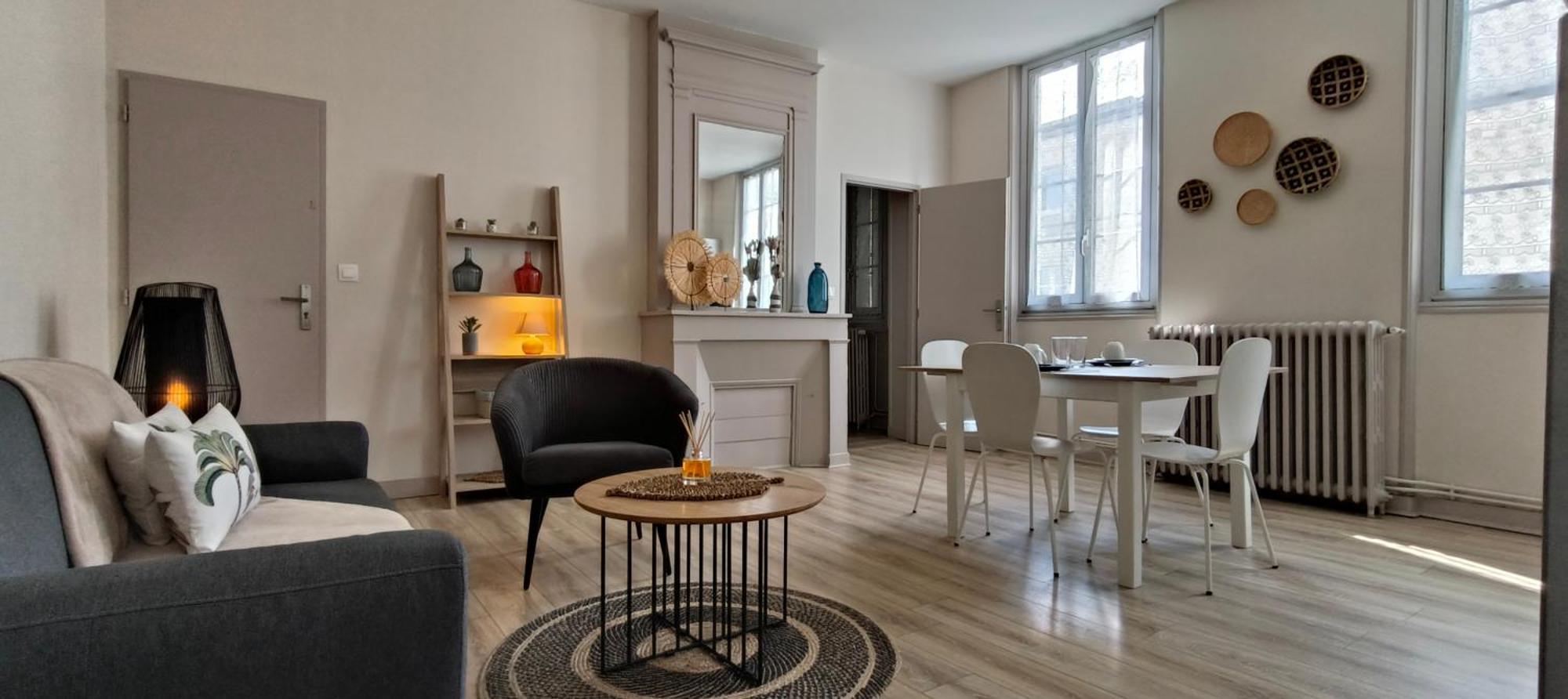 Duplex Confort Hotel De Ville 2 Chambres 2 Sdb Angoulême Extérieur photo